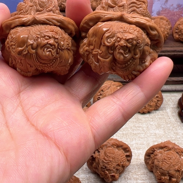 核桃把件蛤蟆头御龙明王