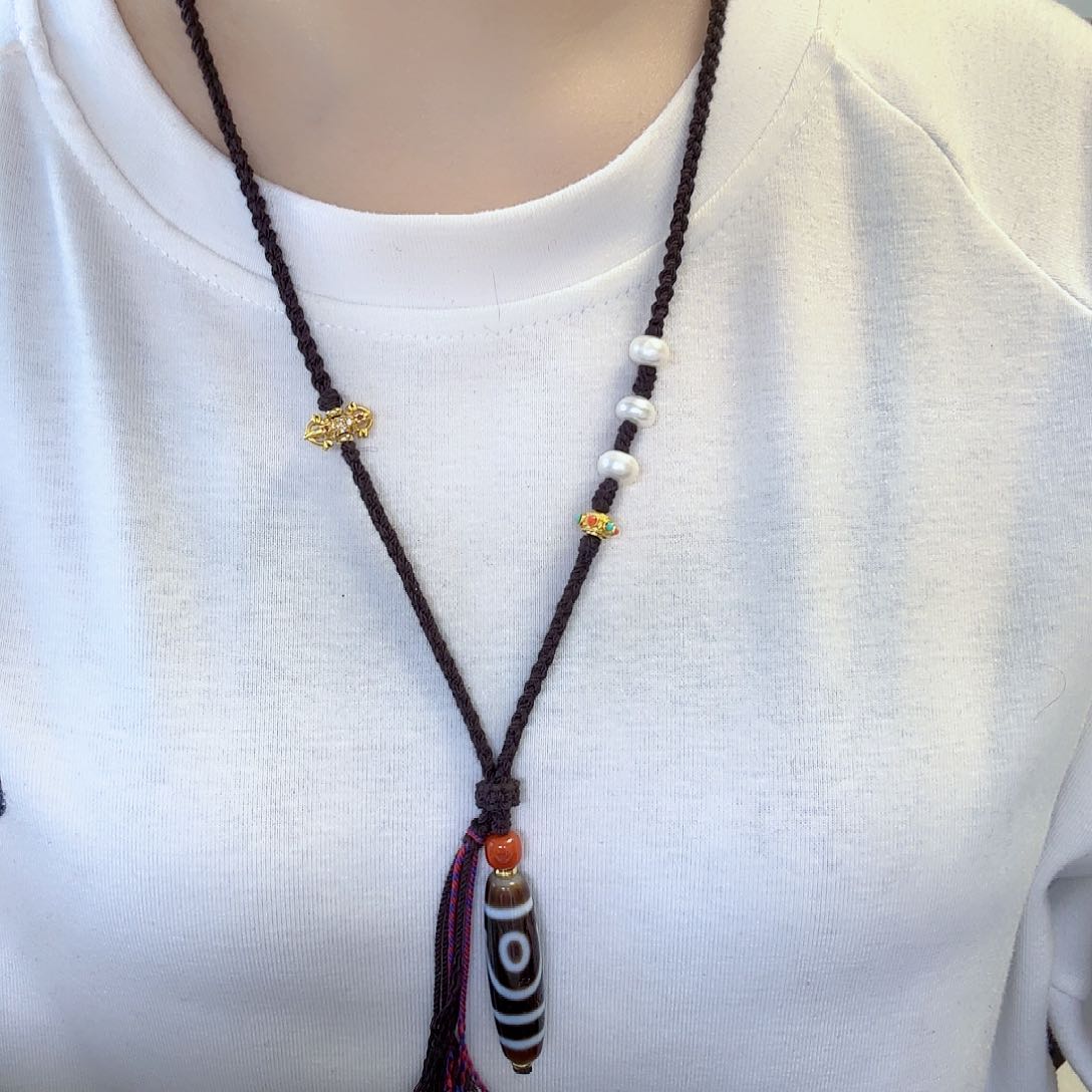 玛瑙/玉髓颈饰未镶嵌