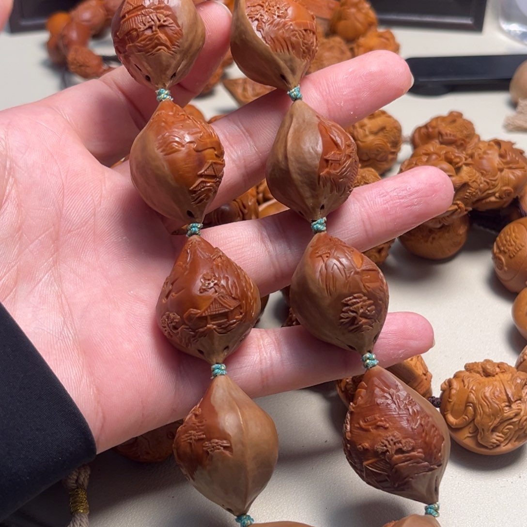 橄榄核吊坠神****?景秀山河