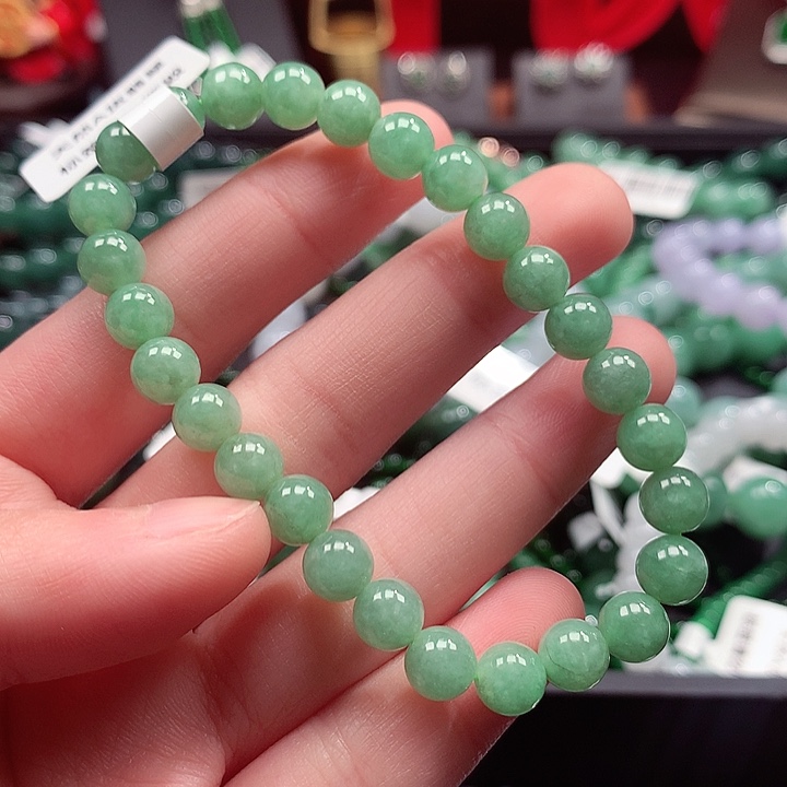 翡翠手链未镶嵌翡翠