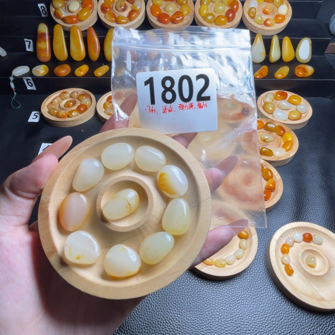 家***猫手串未镶嵌和田玉