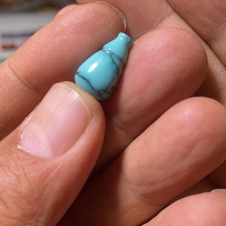 绿松石配饰未镶嵌