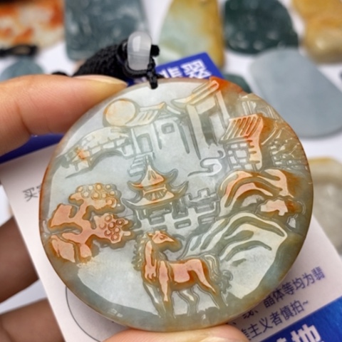 翡翠未镶嵌颈饰翡翠