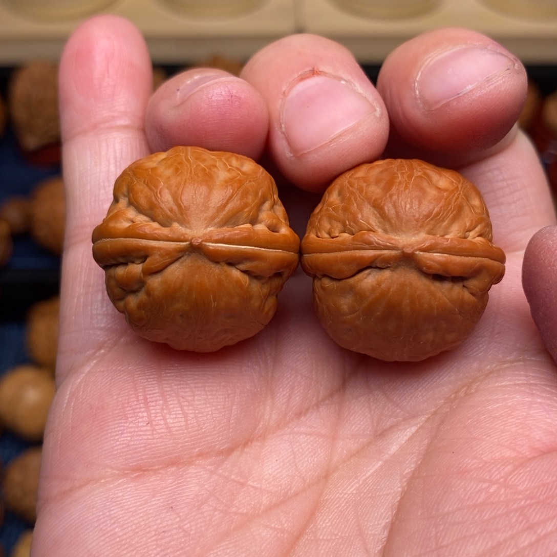 文玩核桃把件手捻