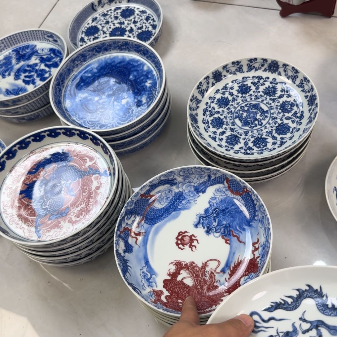 杯青花铠甲龙大壶承