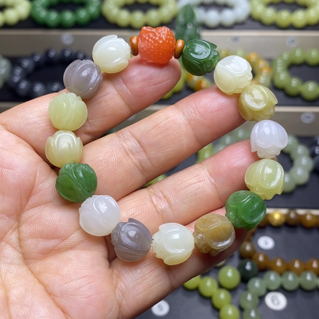 和田玉未镶嵌手串