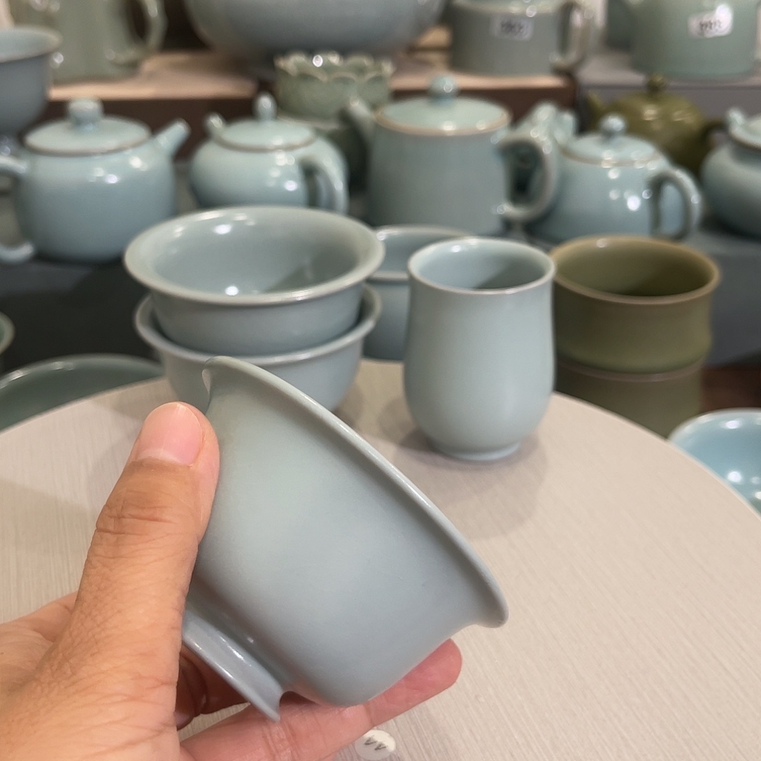 不***了杯子仿古家具及现代生活品和艺术