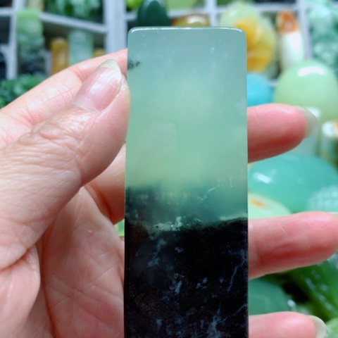 蛇纹石玉未镶嵌手把件