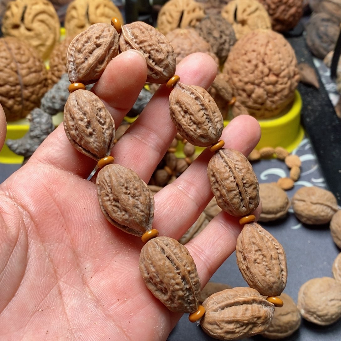 文玩核桃吊坠L****界核桃49