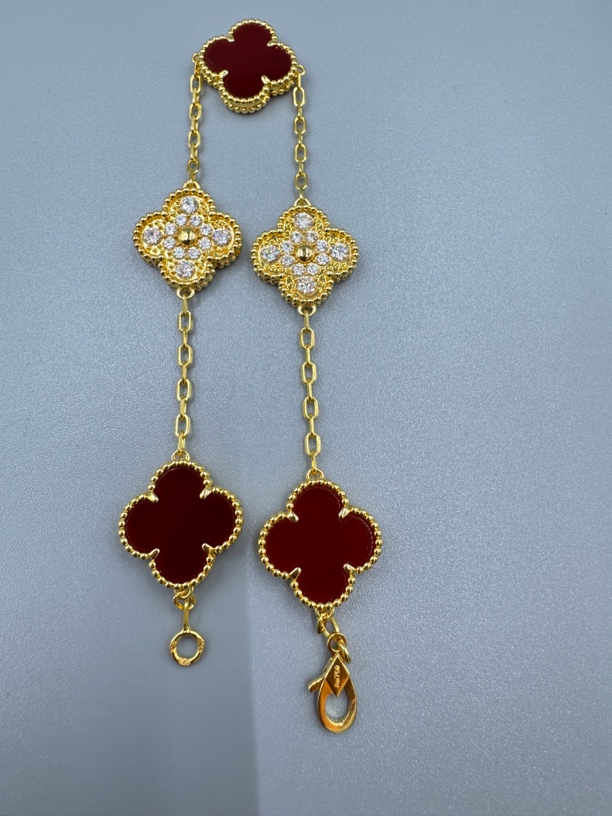 重金豪镶18K金红玛瑙15mm四叶草五花手链