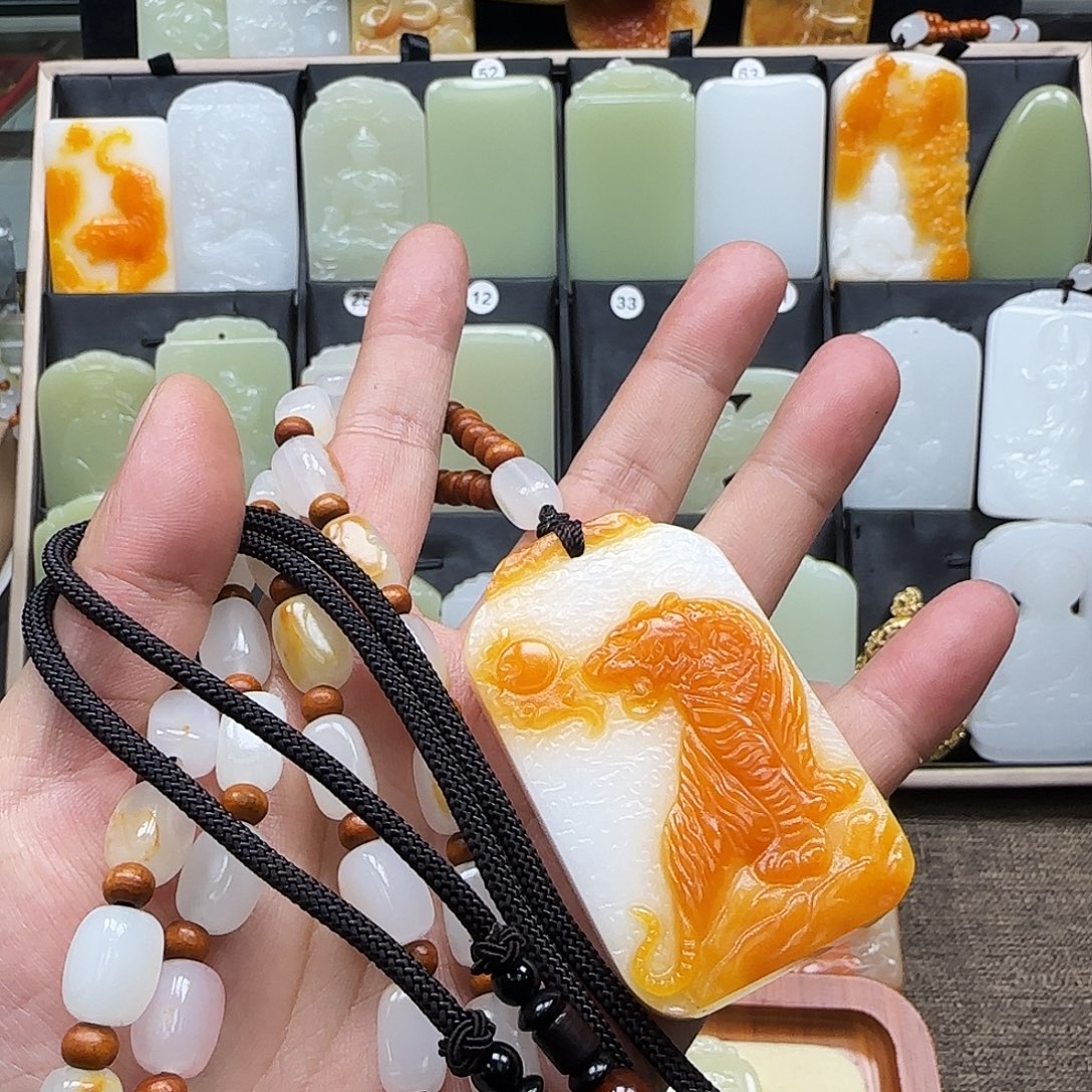 玉石一物一拍皮色生肖虎