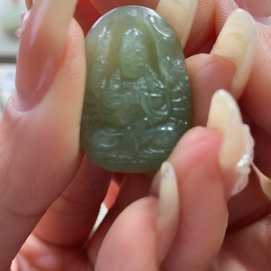 和田玉未镶嵌颈饰带糖