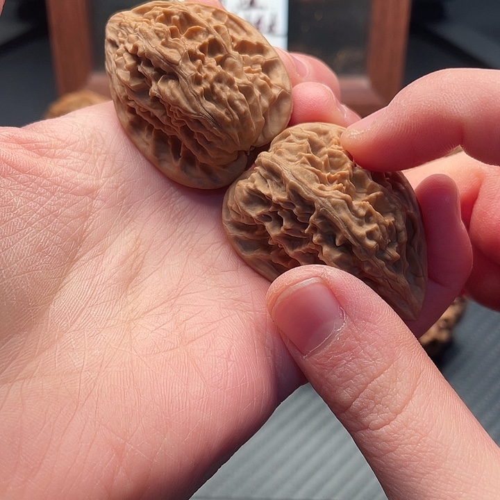 哈***哈核桃手串/手链秦岭