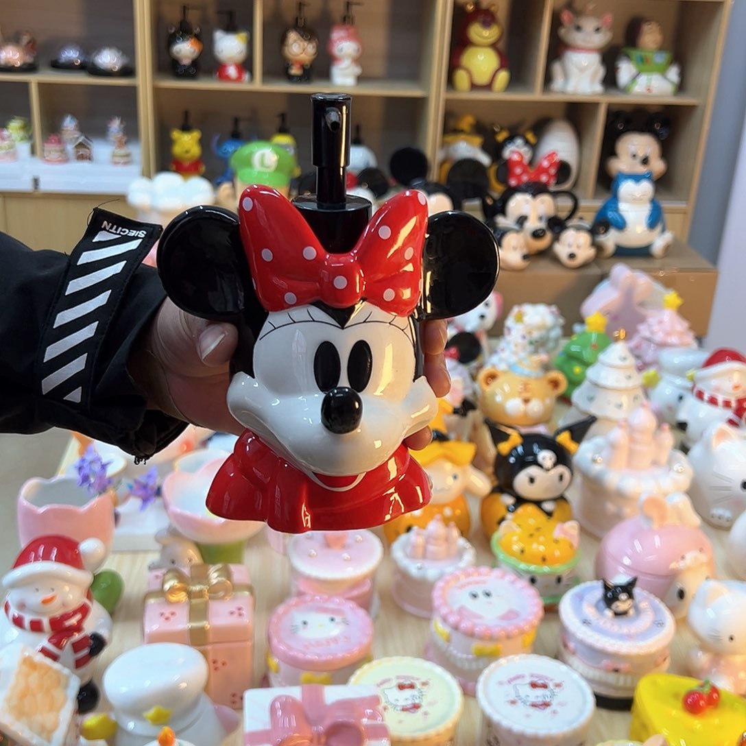 摆件陶瓷等行业的产品