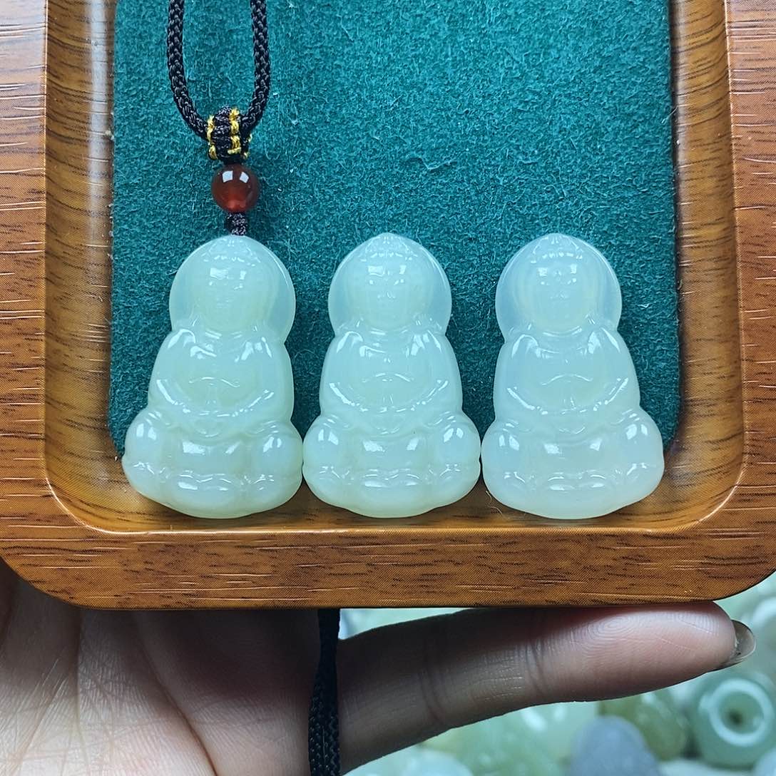 和田玉未镶嵌颈饰观音多样性发1件