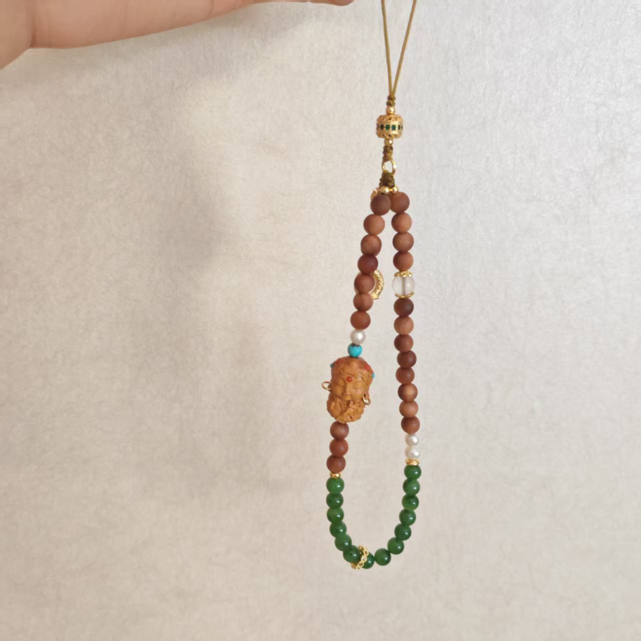 【德巧家】老山檀设计款手机链精致美丽