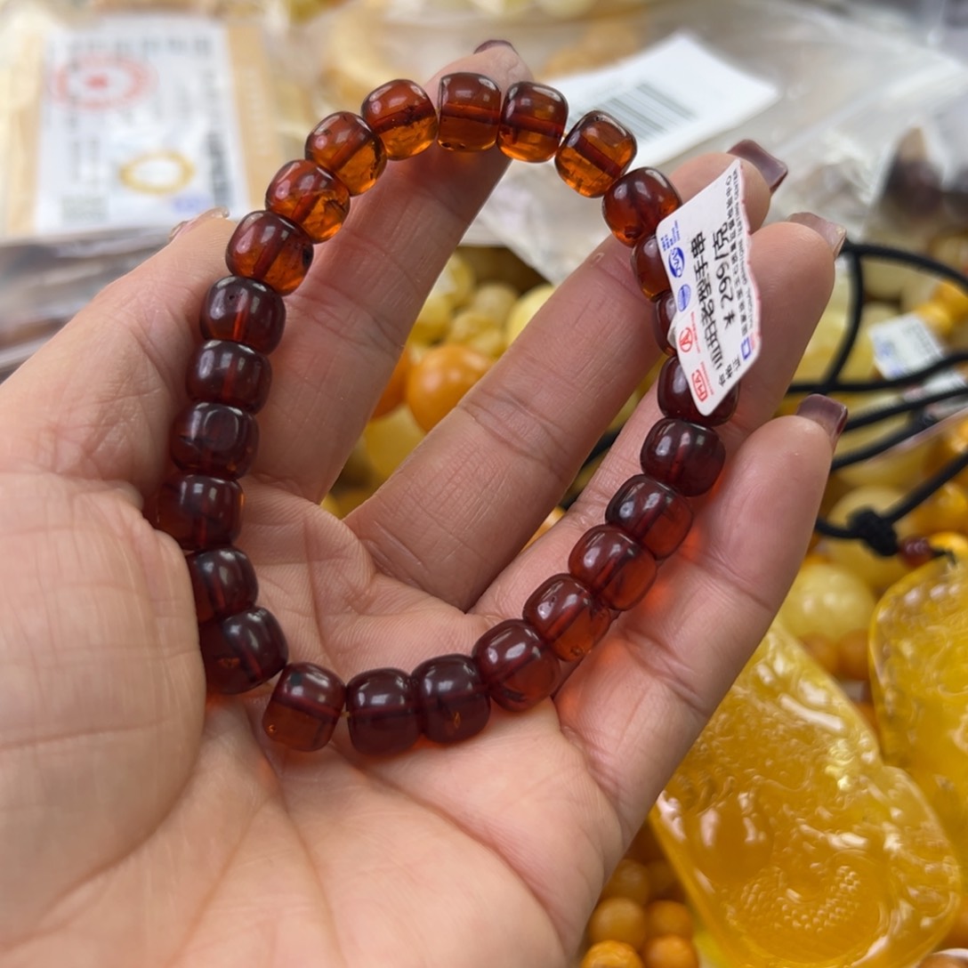 琥珀珠宝奇石未镶嵌