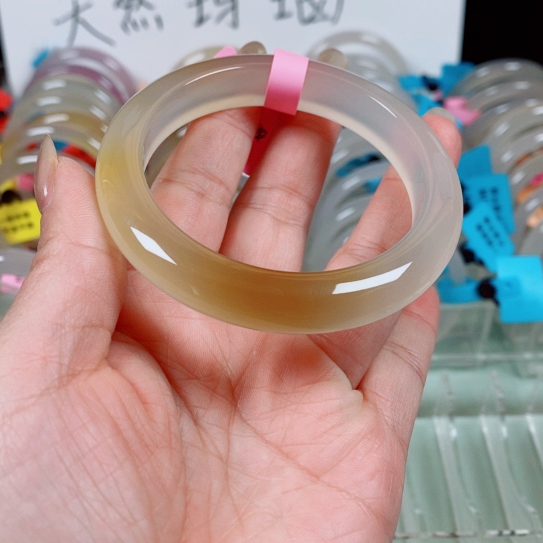 玛瑙/玉髓未镶嵌手镯