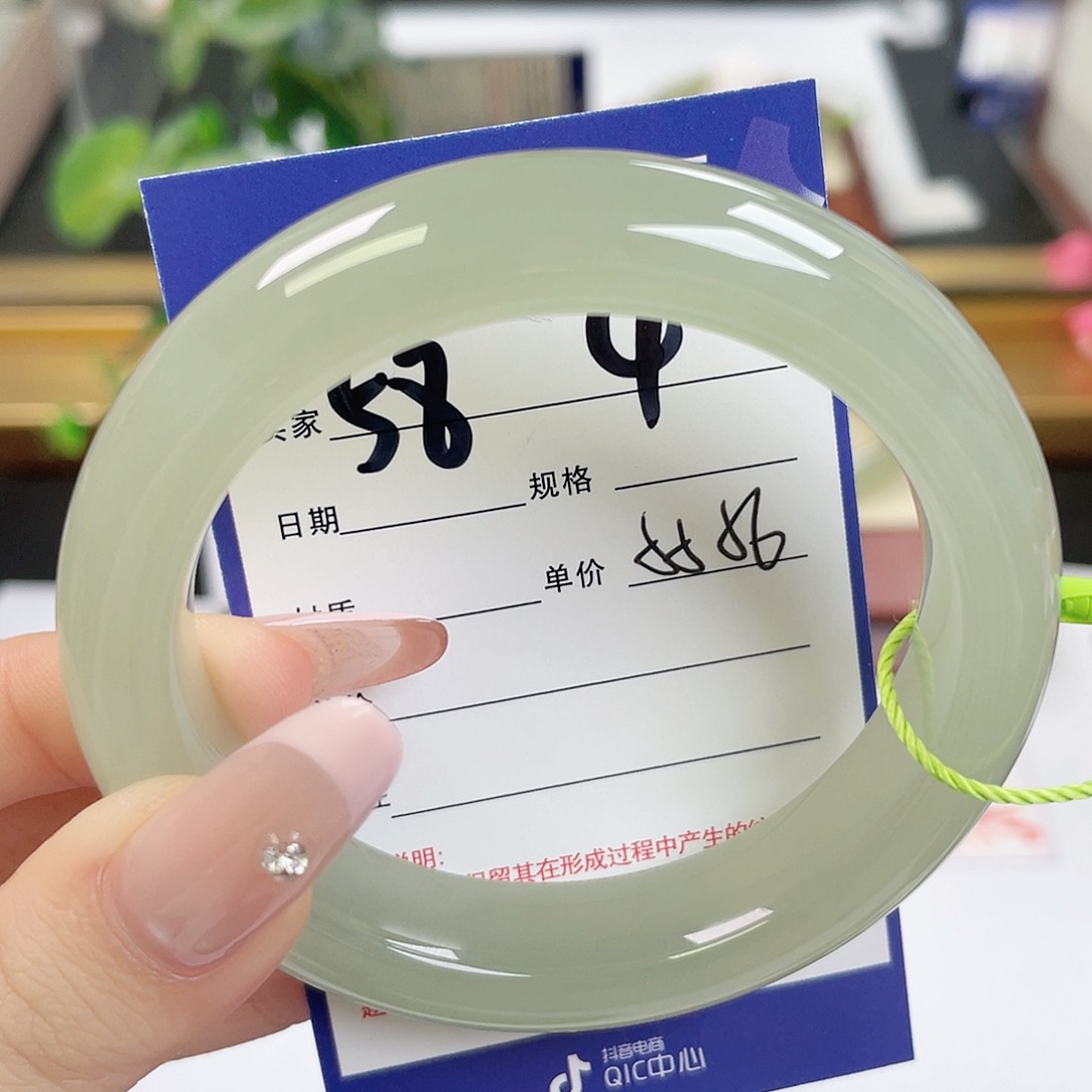 和田玉手镯未镶嵌用****3