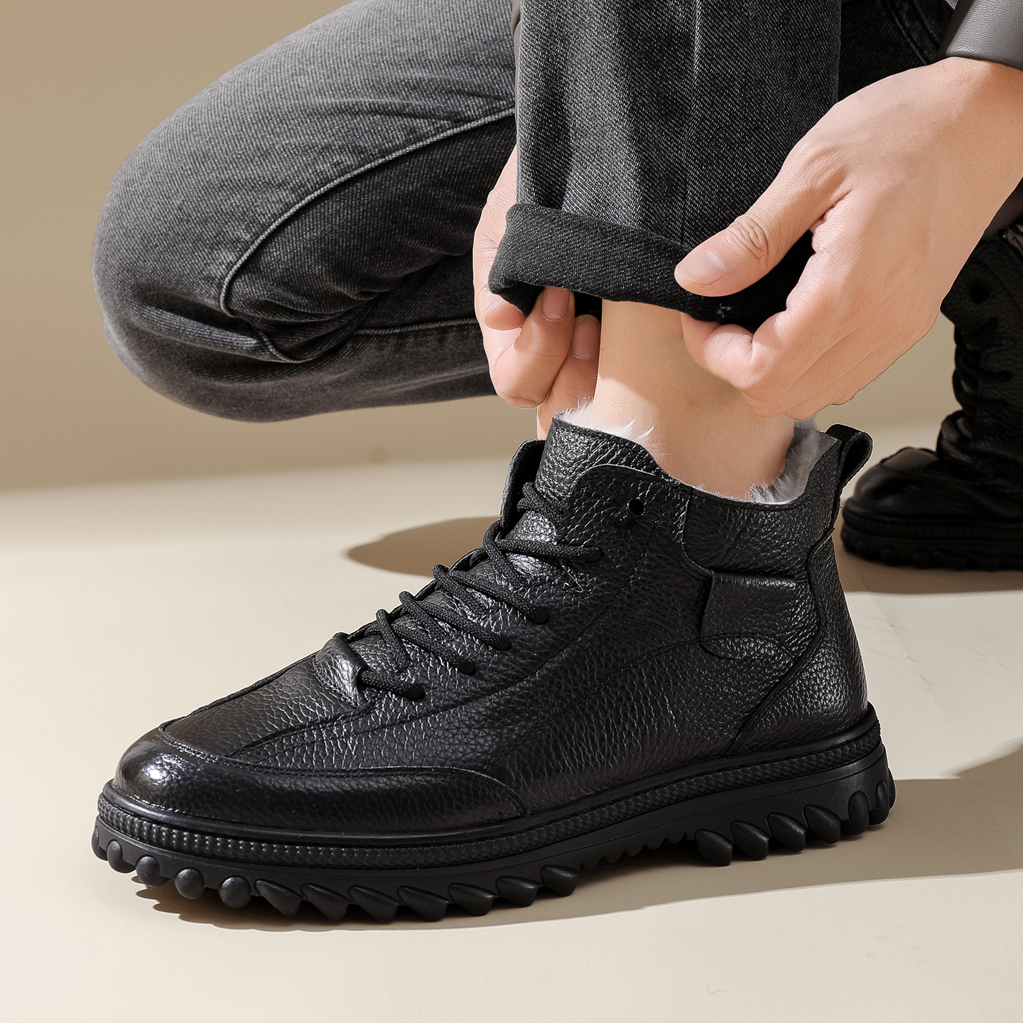 头层牛皮冬季男士加厚保暖雪地靴防滑耐磨软底软面大棉鞋休闲男鞋