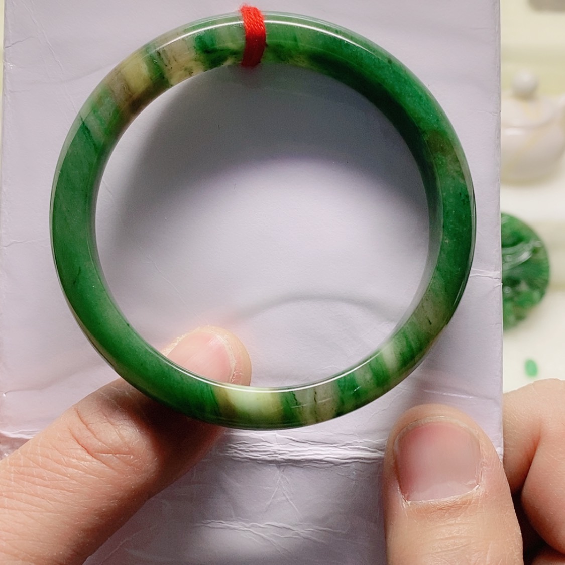 【闪购商品】独山玉镯子未镶嵌洞**月