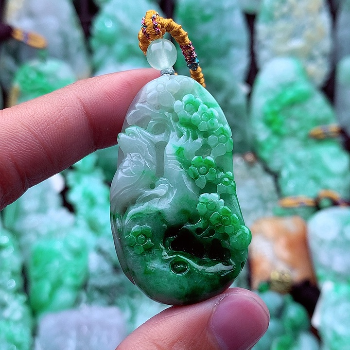 翡翠吊坠(不含链)未镶嵌