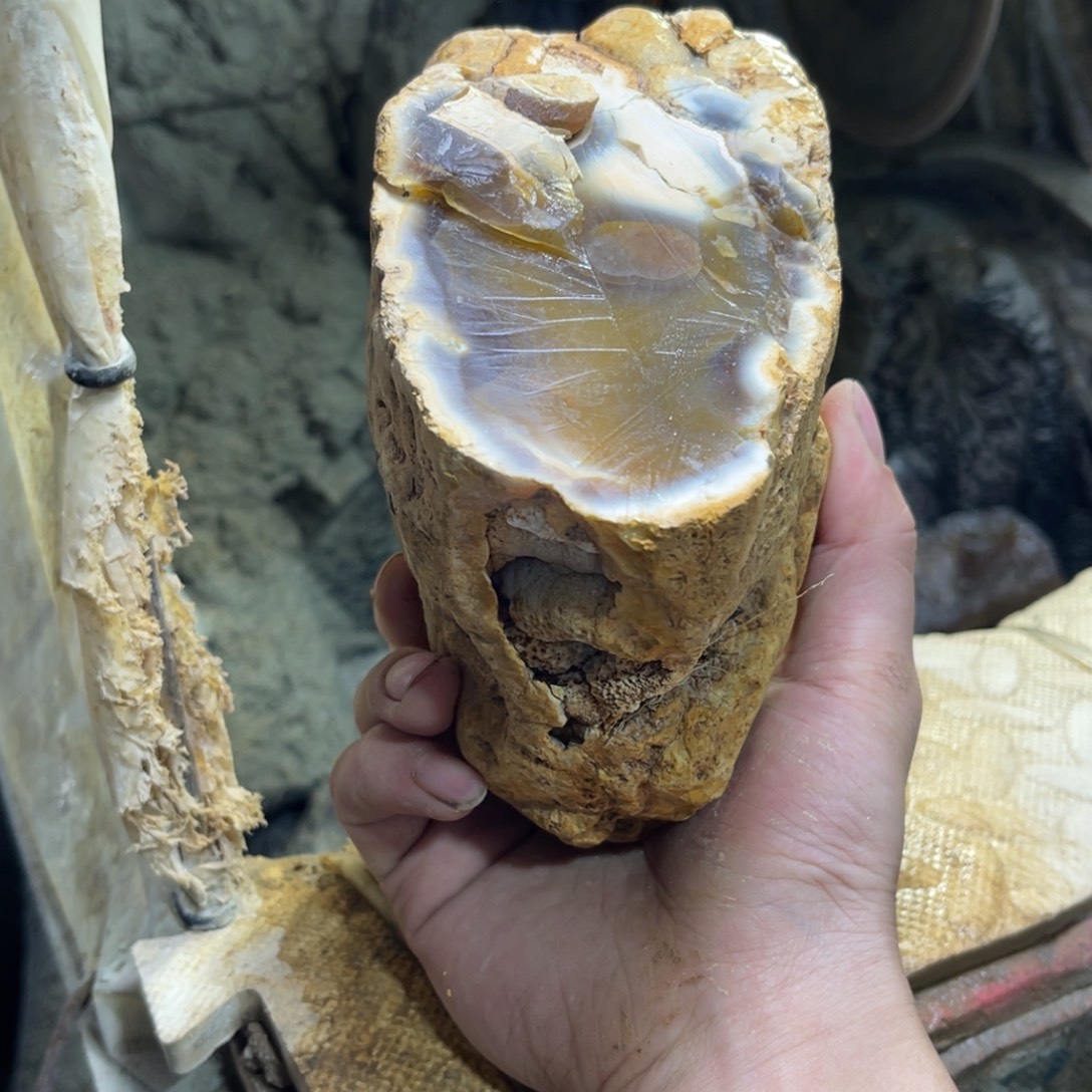 A***y定制玛瑙天然玛瑙手镯原石