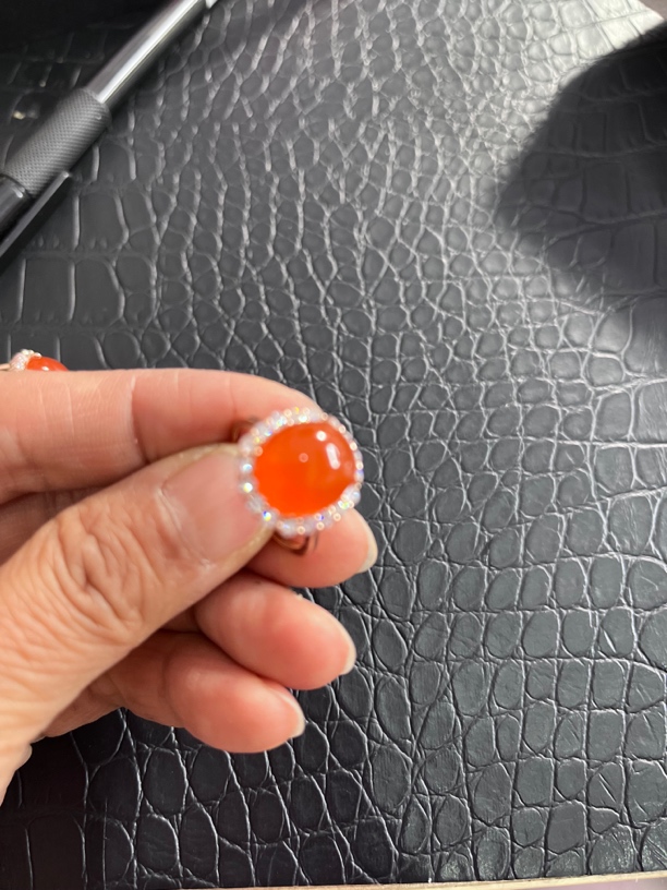 冰红戒指 冰红戒指