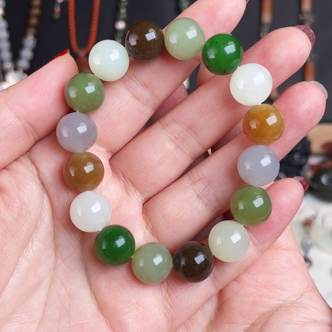 和田玉手链未镶嵌萨*娜