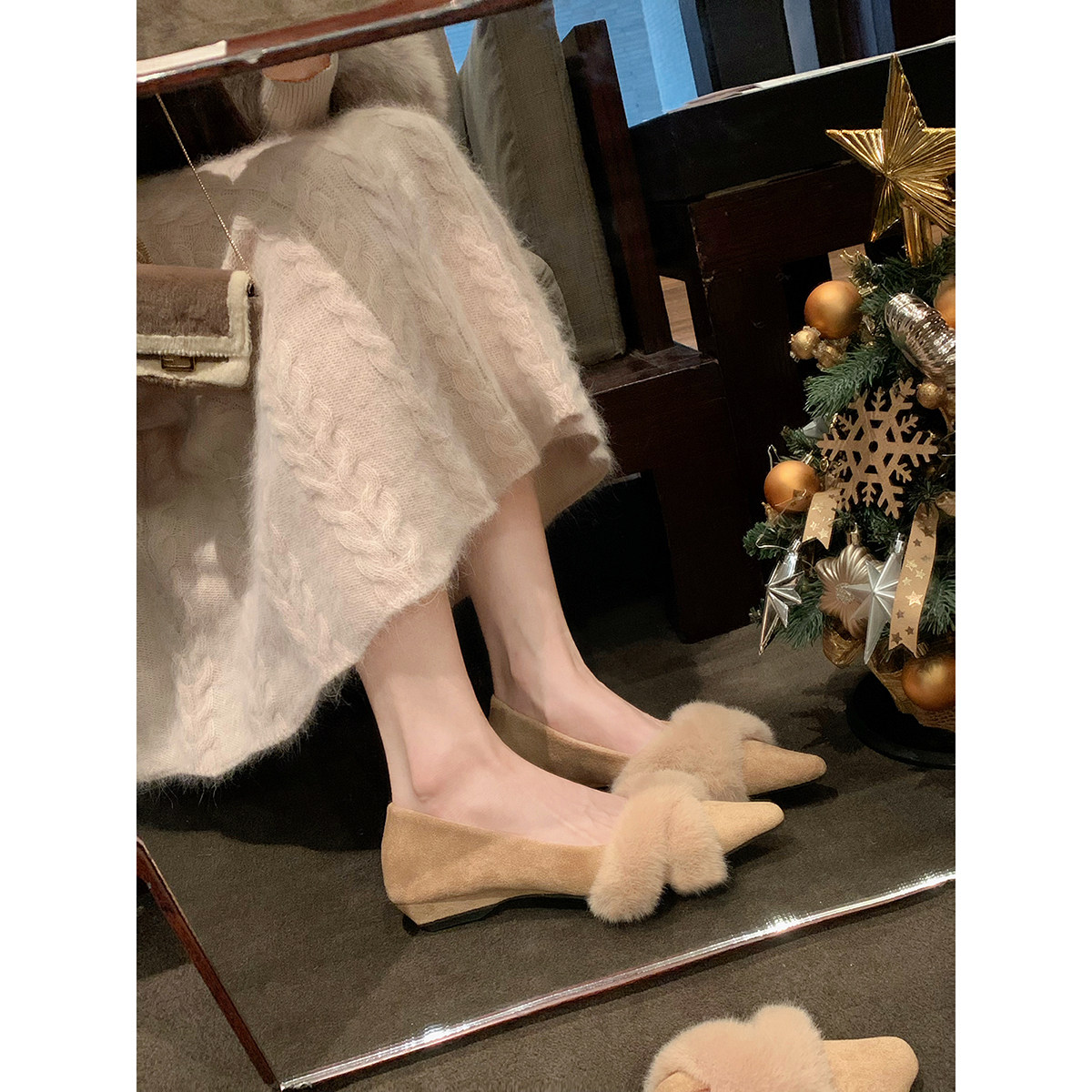 葡萄妈studiolee 新款气质交叉毛毛保暖加绒低跟单鞋女小个子增高
