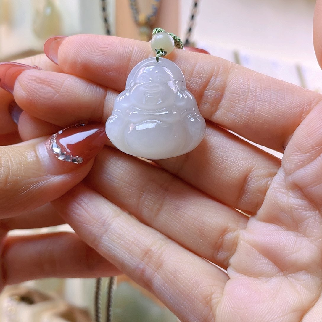 和田玉吊坠(赠链)未镶嵌还****呀