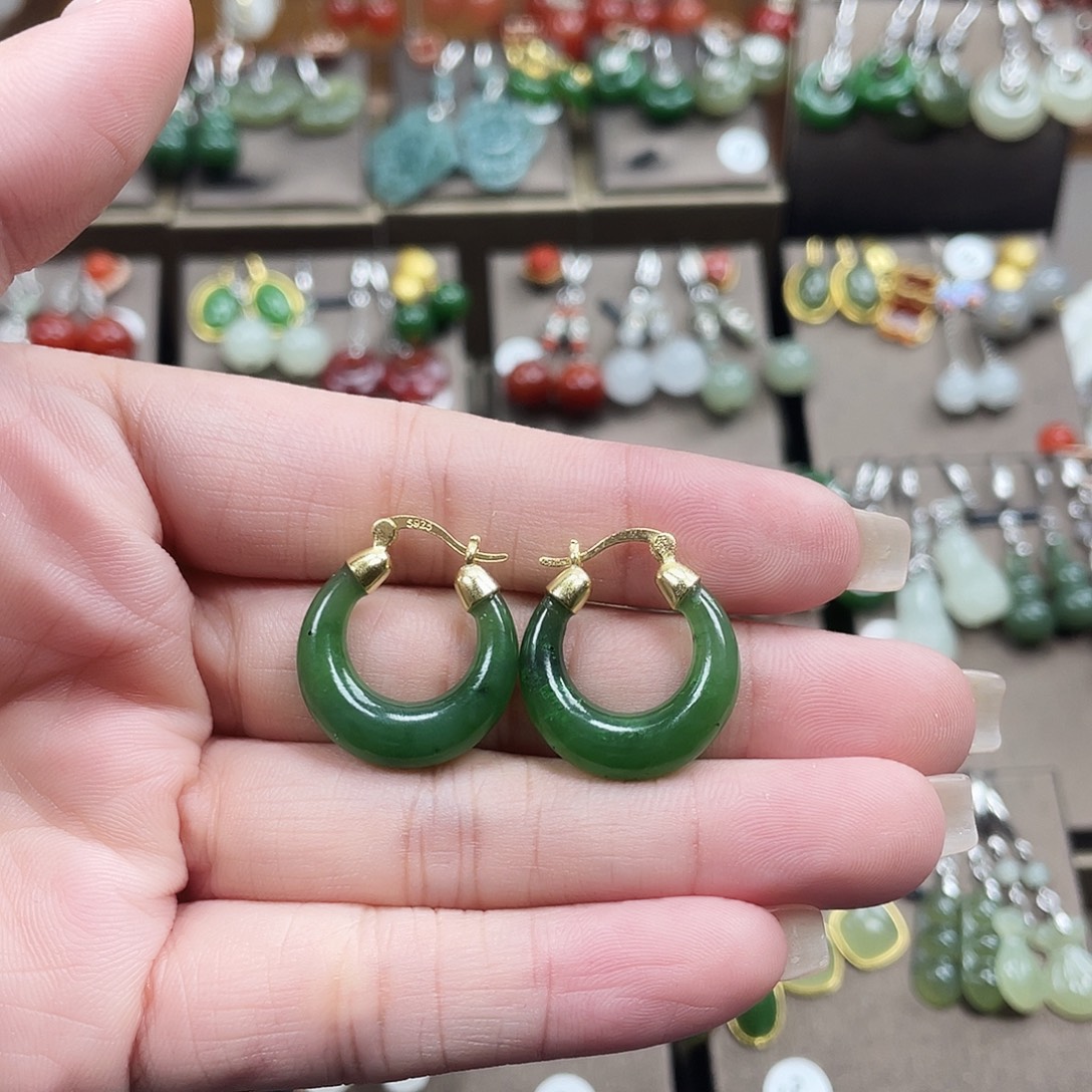 和田玉银S925镶嵌耳饰