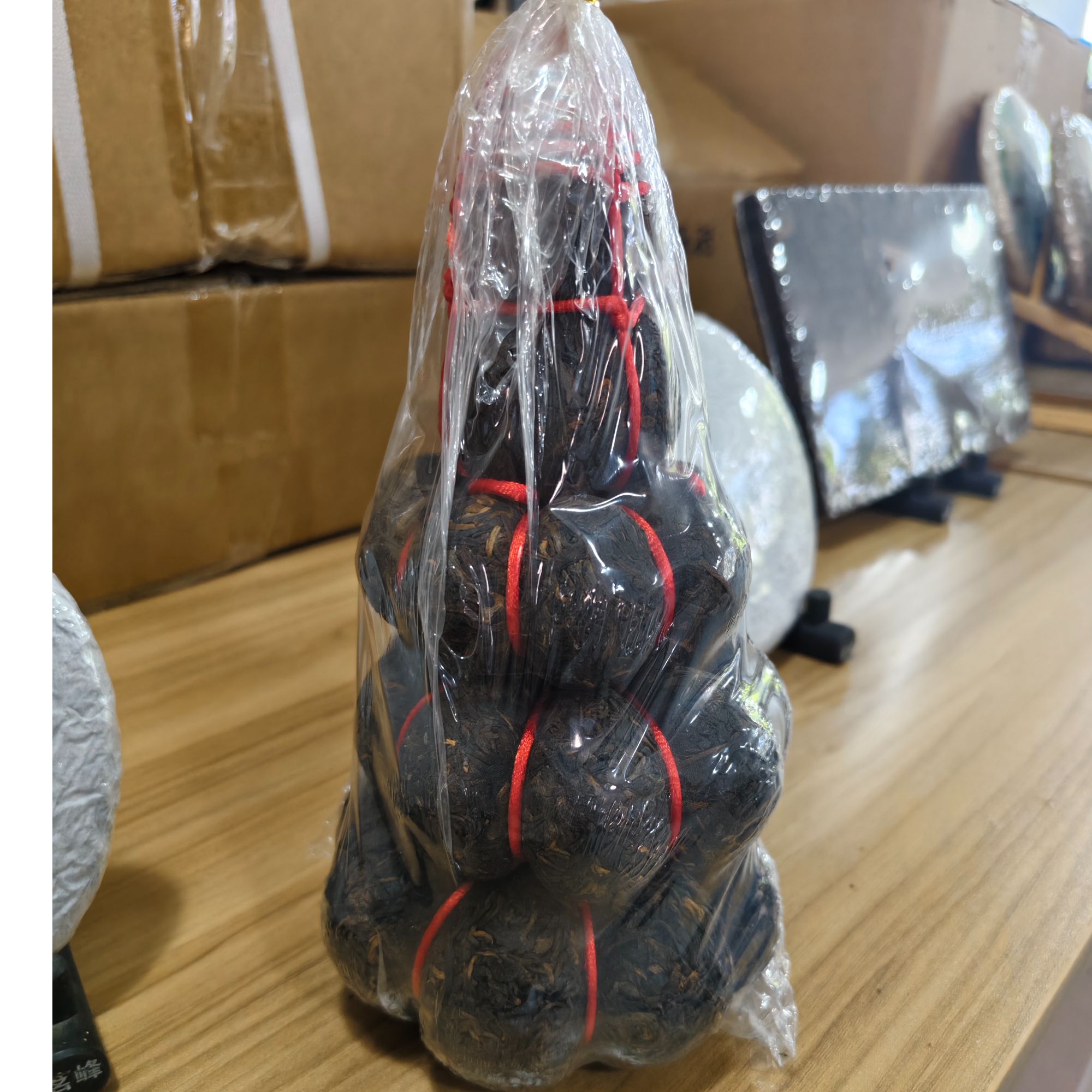 2005年宝塔 普洱茶生1000g/沱