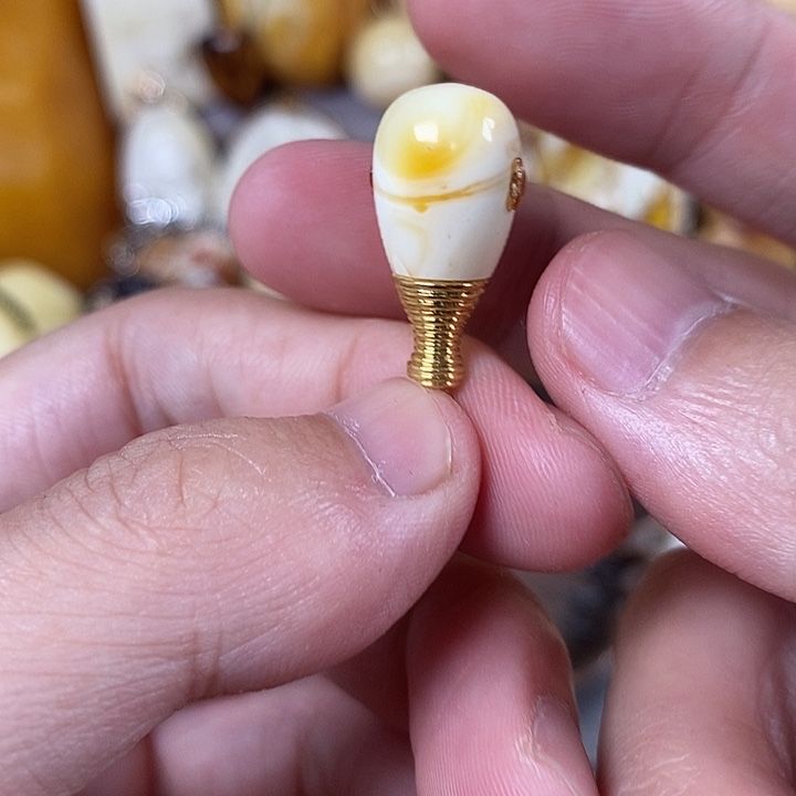 未镶嵌琥珀裸石我