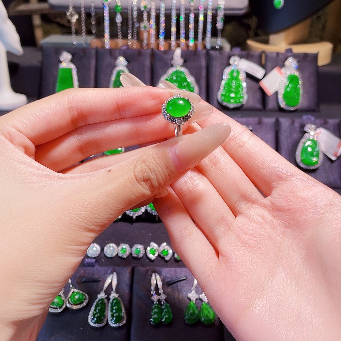 啊***嘿翡翠银S925镶嵌戒指戒指