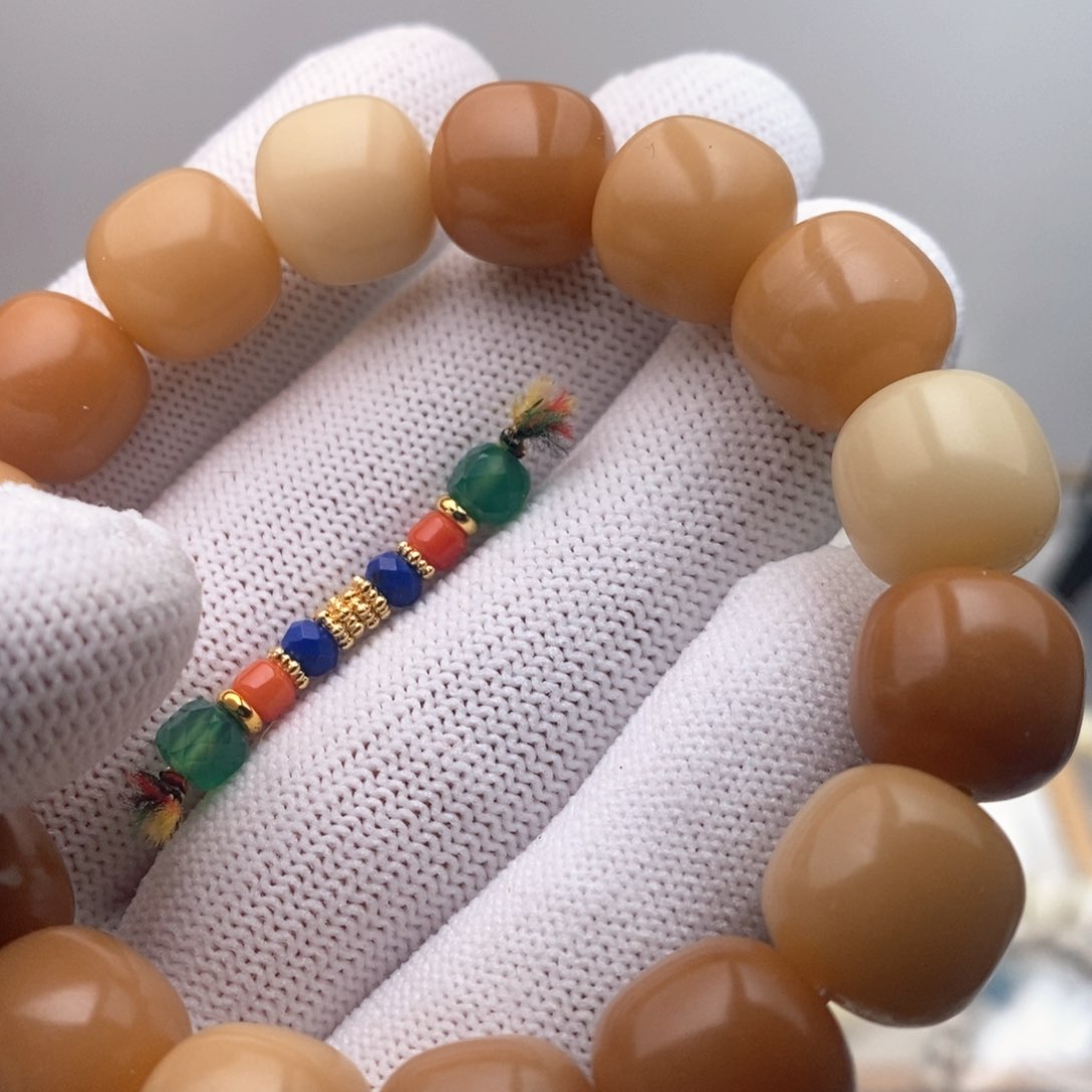 星月菩提吊坠菩提根多宝手串卡