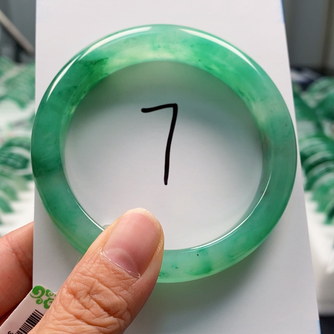 石英质玉未镶嵌手镯手镯