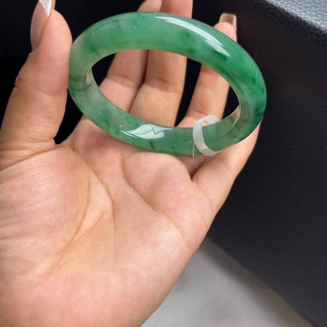 未镶嵌手镯石英质玉非洲翠5556