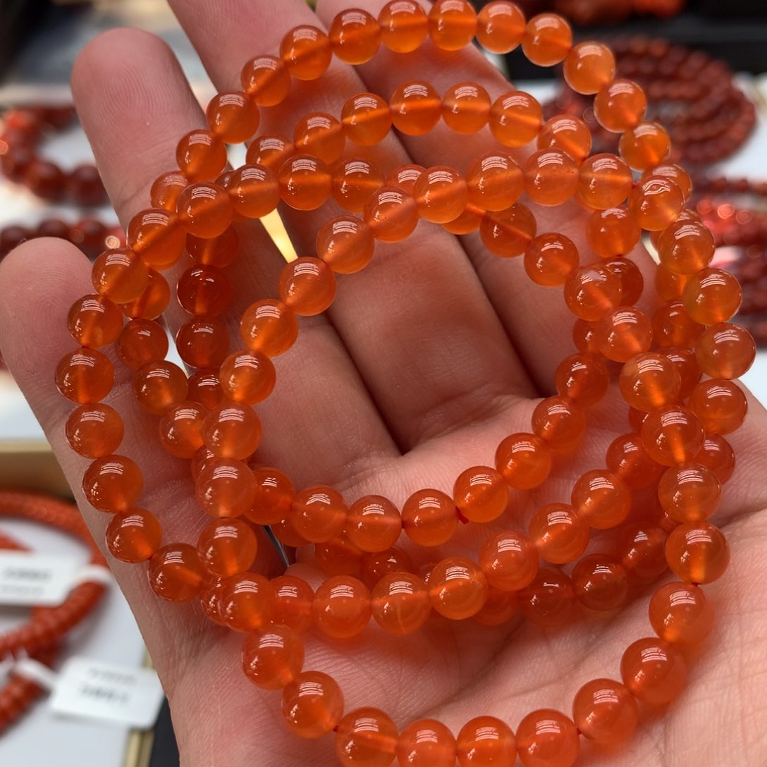 南红玛瑙手链，未镶嵌