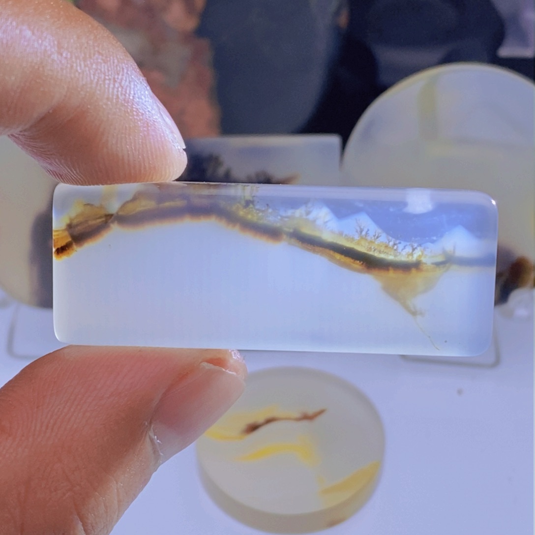 玛瑙/玉髓颈饰未镶嵌