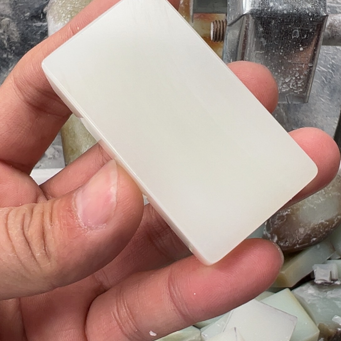 和田玉颈饰未镶嵌应*风