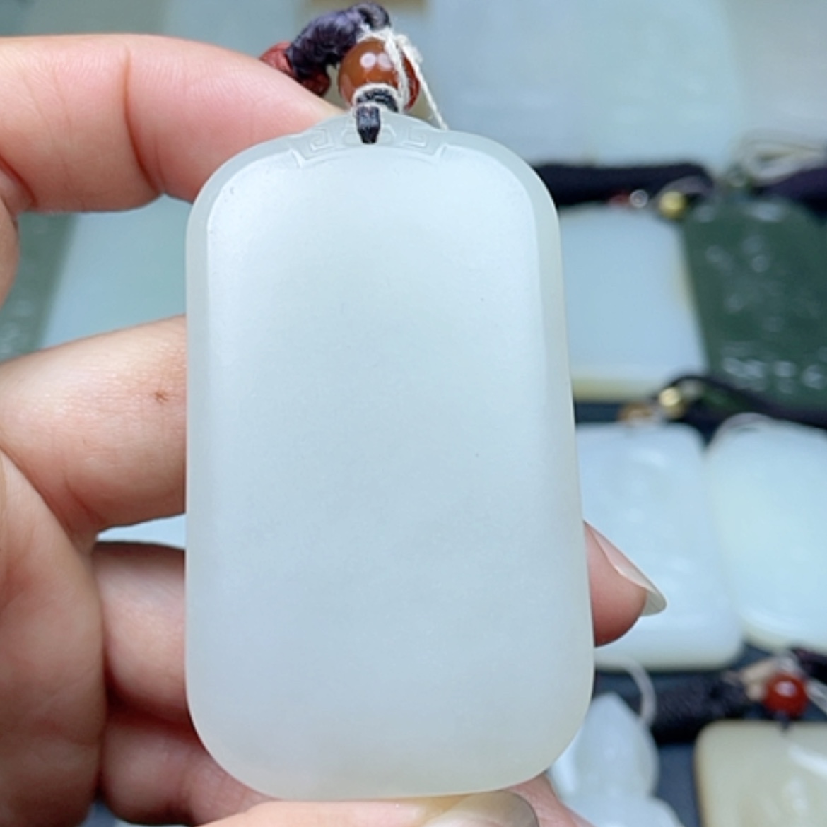 【闪购商品】颈饰未镶嵌和田玉