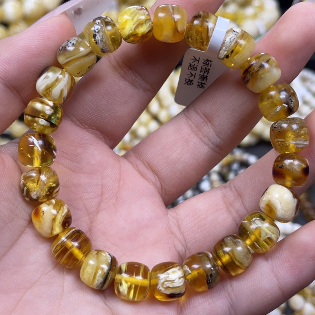 蜜蜡未镶嵌珠宝奇石9.4m