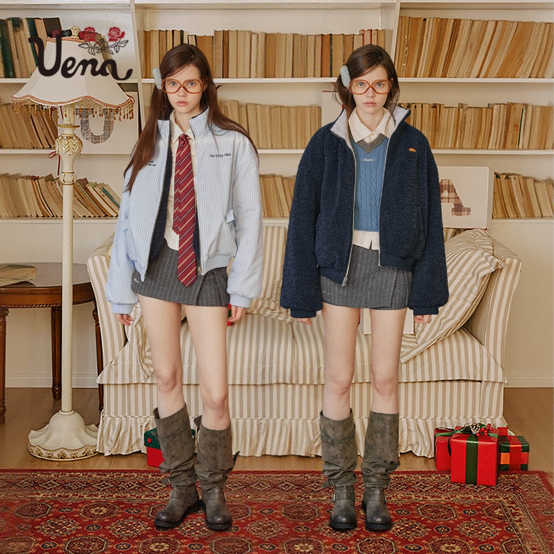 【兰堡海湾】Uena蓝色条纹字母刺绣双面穿仿羊羔毛落肩袖立领棉服