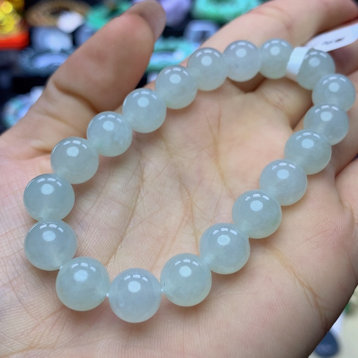 翡翠手链未镶嵌翡翠