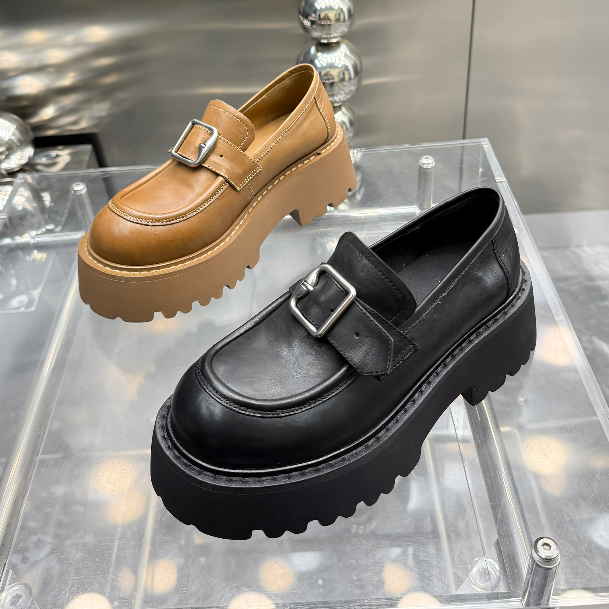 【现货】欧洲站2025春季新款厚底复古乐福鞋一脚蹬百搭小皮鞋2503-1