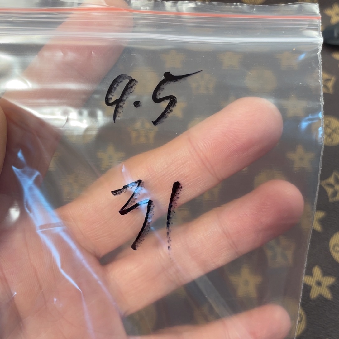 永***回手串紫金鼠9+实心散珠31