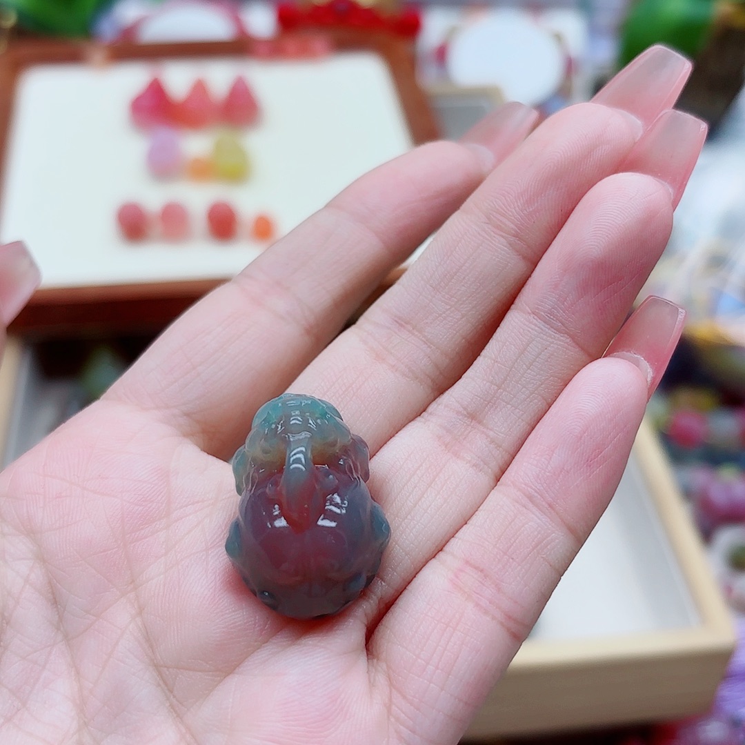 如***顺玛瑙/玉髓未镶嵌手链盐源30