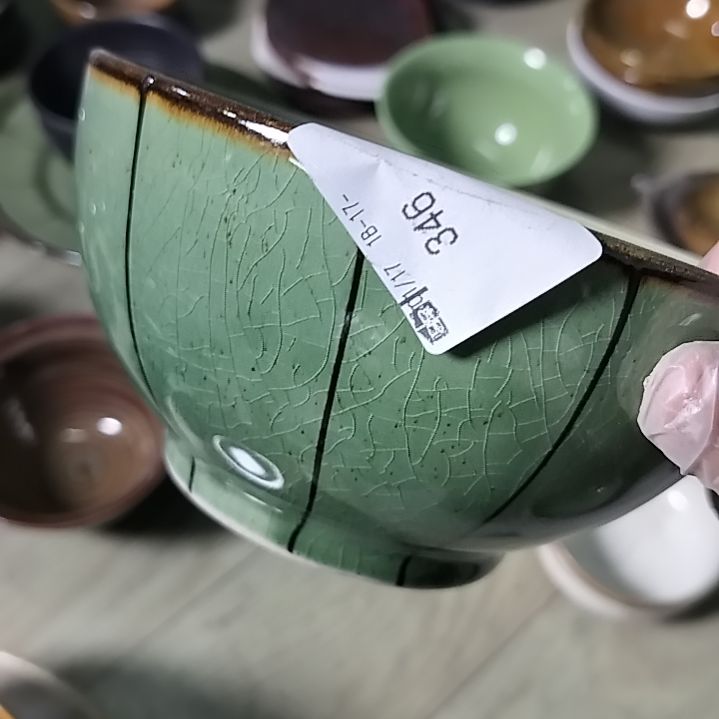 盘瓷片陶瓷杯盘壶碗都有