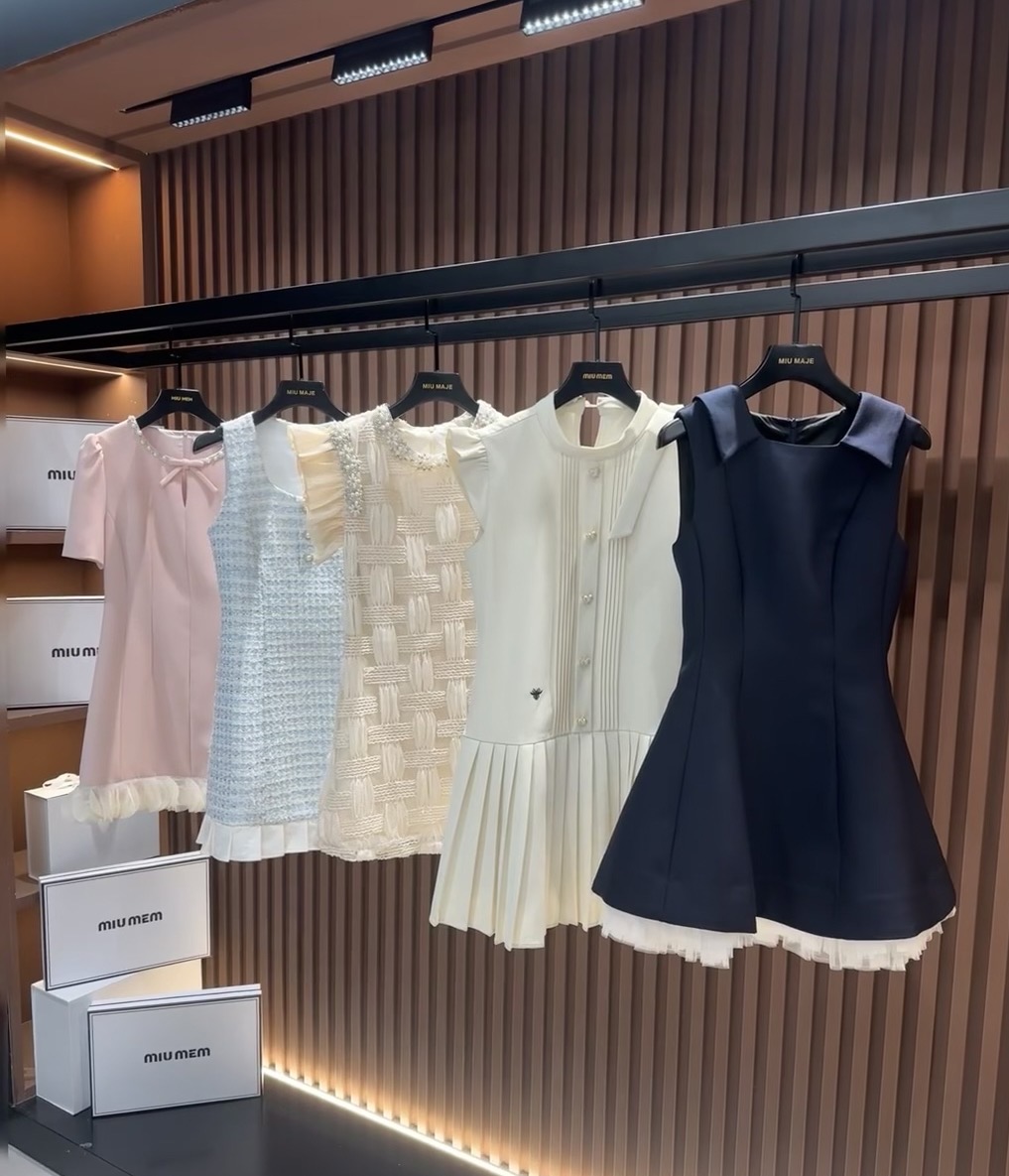 【301-313】迈迈2025夏季轻奢新款连衣裙按编号拍